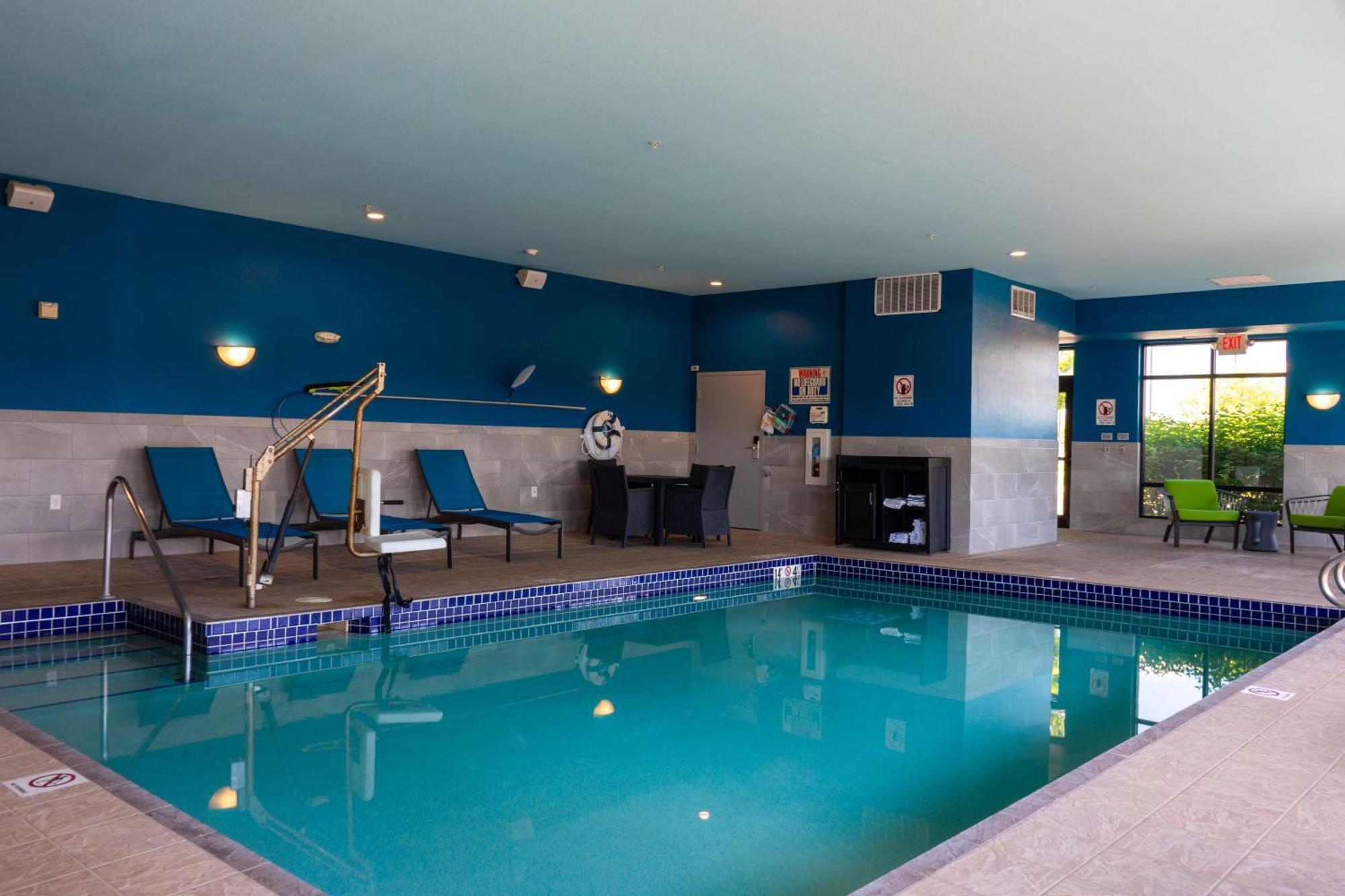 Hampton Inn Elkhorn Lake Geneva Area Exteriér fotografie